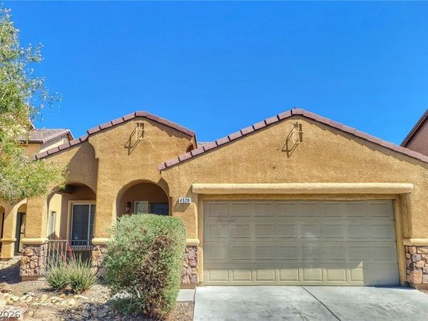 4528 Silverado Sage Avenue , Las Vegas, NV 89115