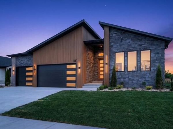 1861 E Skyline Avenue, Ozark, MO 65721