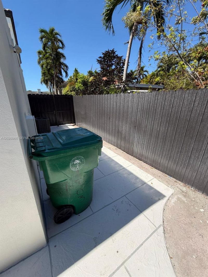 1703 SW 16th Ter , Miami, FL 33145 Photo