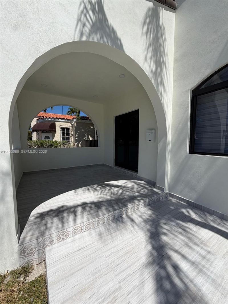 1703 SW 16th Ter , Miami, FL 33145 Photo