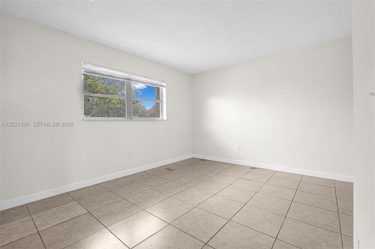 400 NW 65th Ave, Unit 222, Margate, FL 33063 Photo
