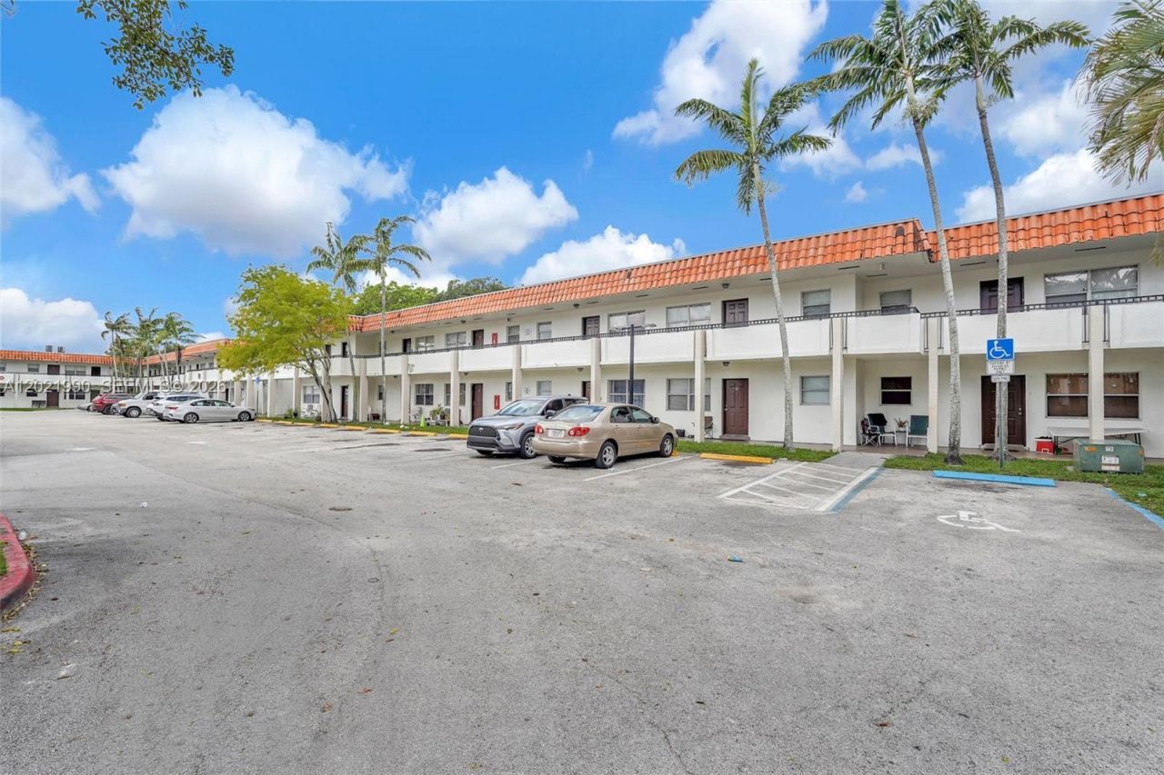 400 NW 65th Ave, Unit 222, Margate, FL 33063 Photo