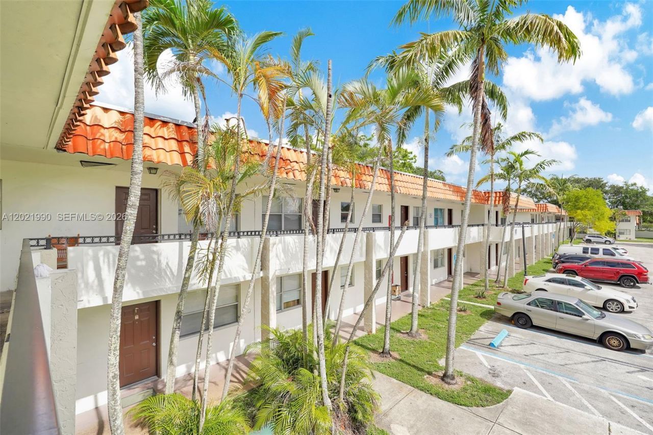 400 NW 65th Ave, Unit 222, Margate, FL 33063 Photo