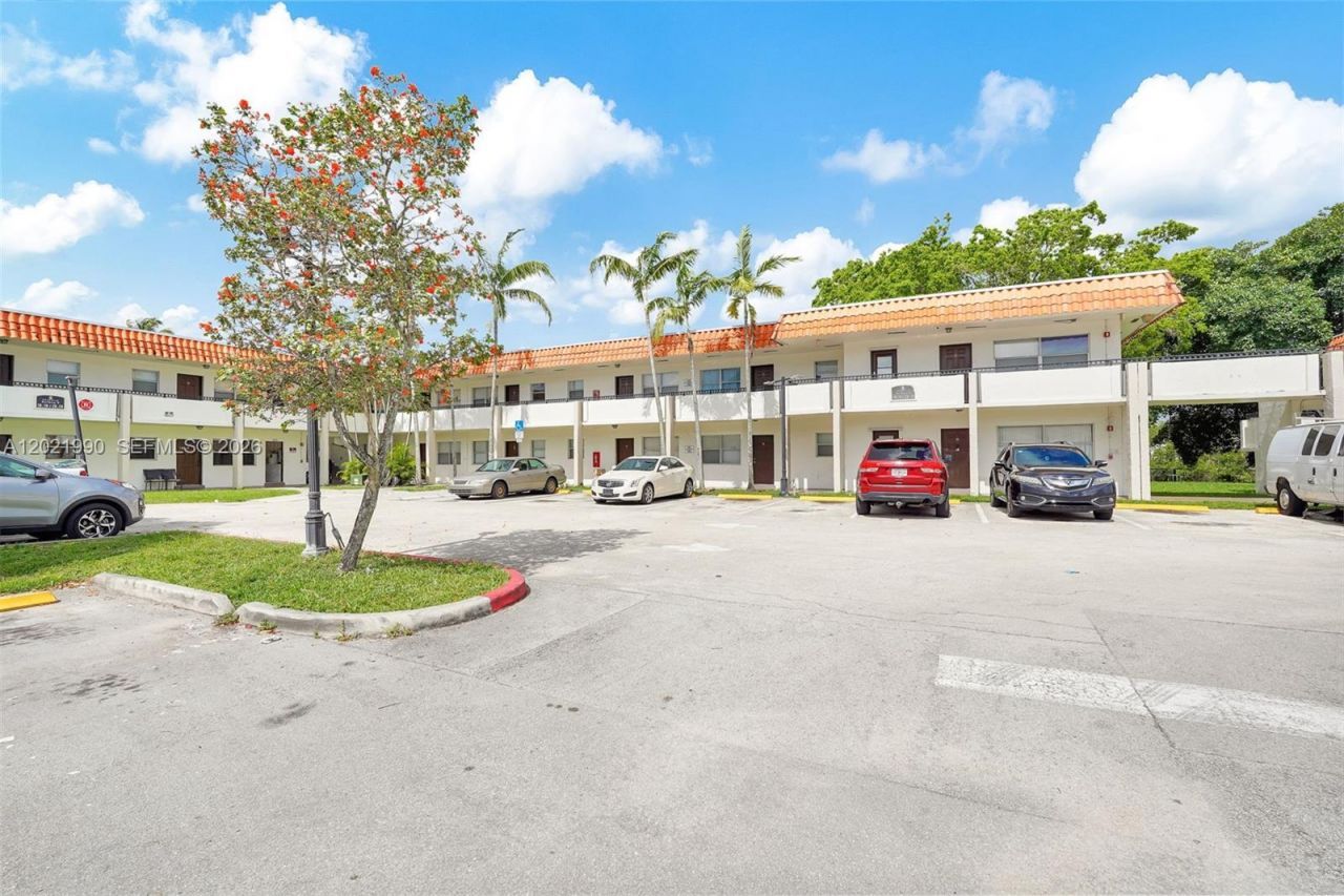 400 NW 65th Ave, Unit 222, Margate, FL 33063 Photo