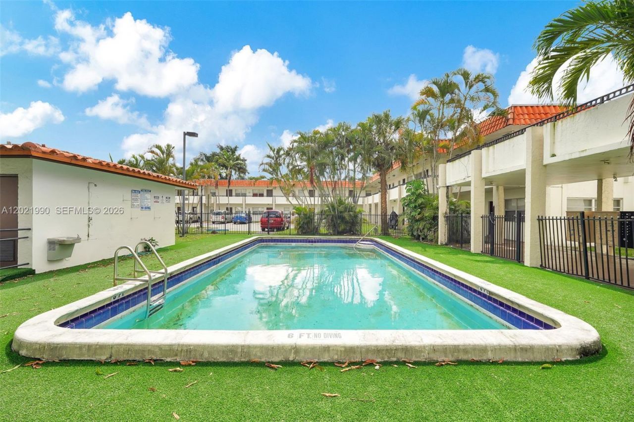 400 NW 65th Ave, Unit 222, Margate, FL 33063 Photo