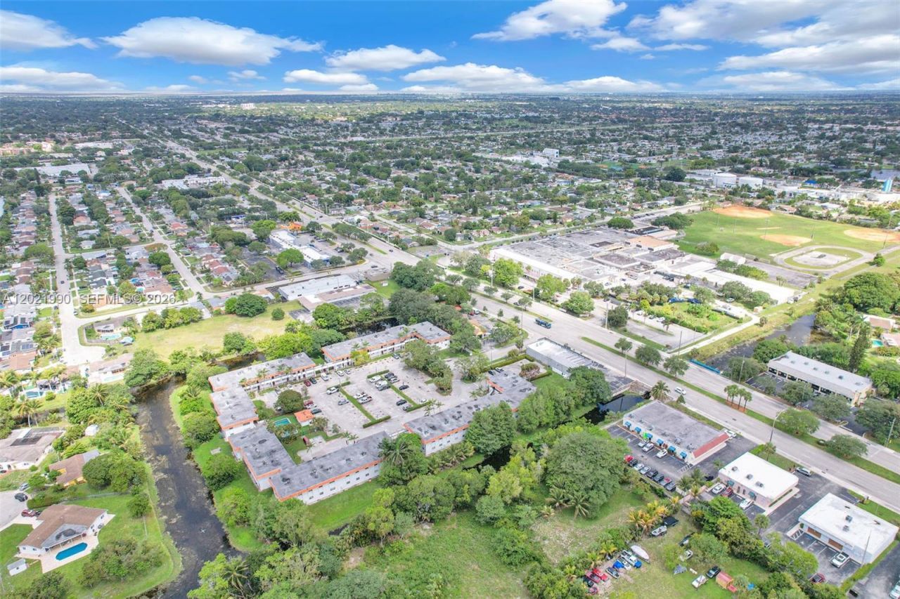 400 NW 65th Ave, Unit 222, Margate, FL 33063 Photo