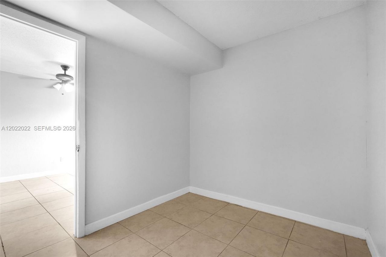 400 NW 65th Ave, Unit 213, Margate, FL 33063 Photo