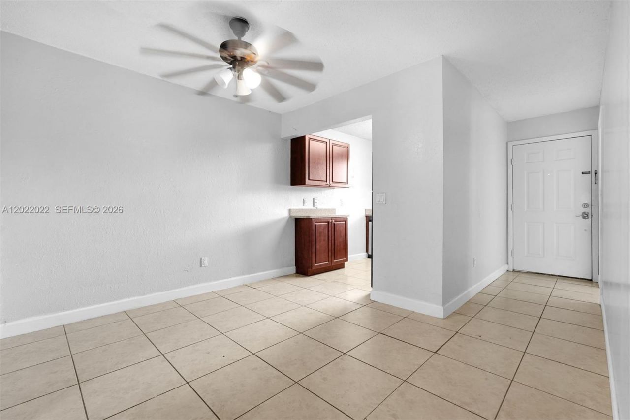 400 NW 65th Ave, Unit 213, Margate, FL 33063 Photo
