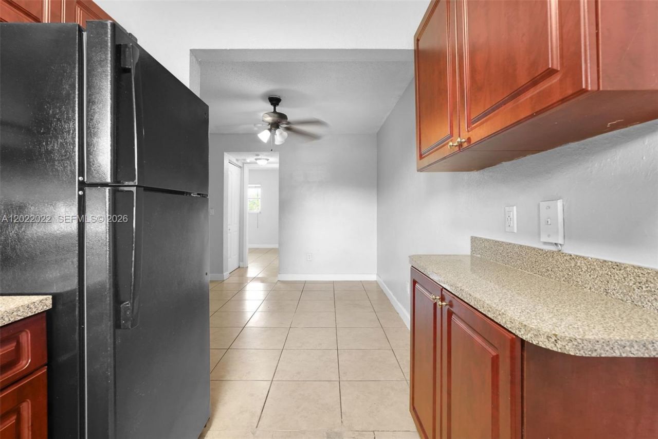 400 NW 65th Ave, Unit 213, Margate, FL 33063 Photo