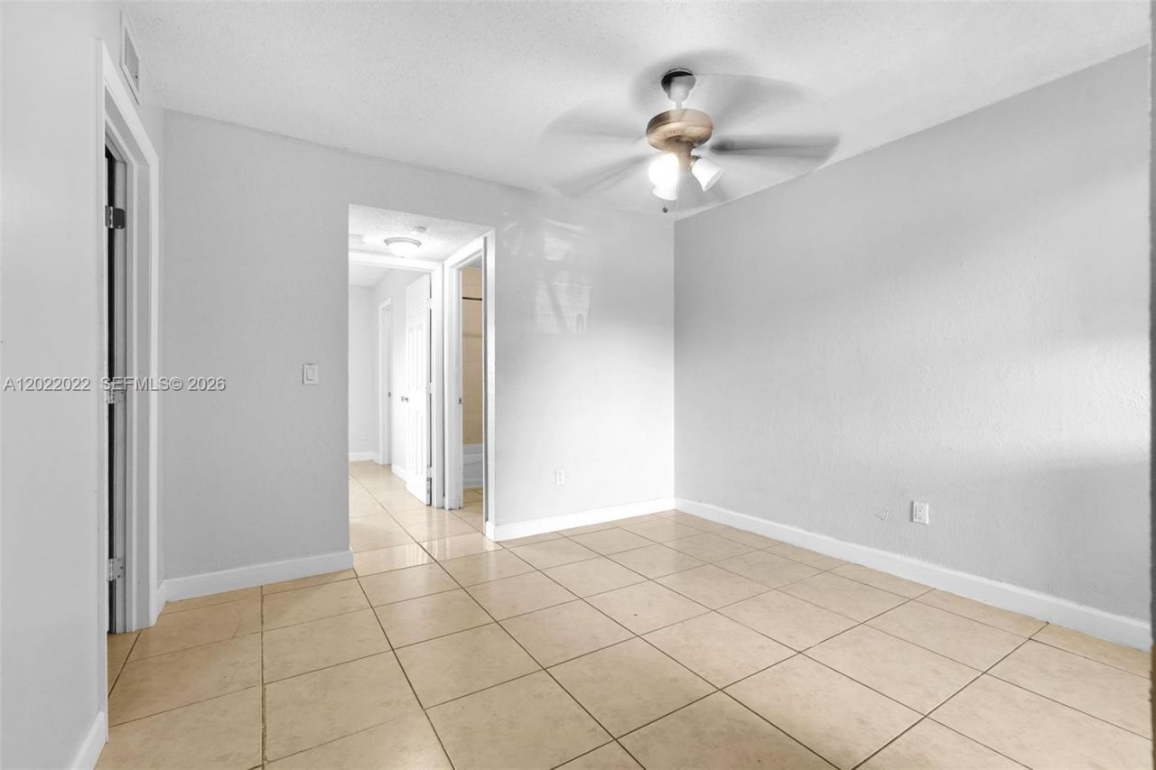 400 NW 65th Ave, Unit 213, Margate, FL 33063 Photo
