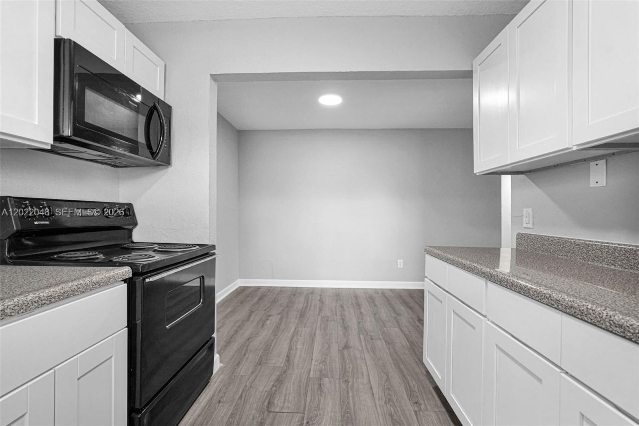 400 NW 65th Ave , Unit 210, Margate, FL 33063 Photo