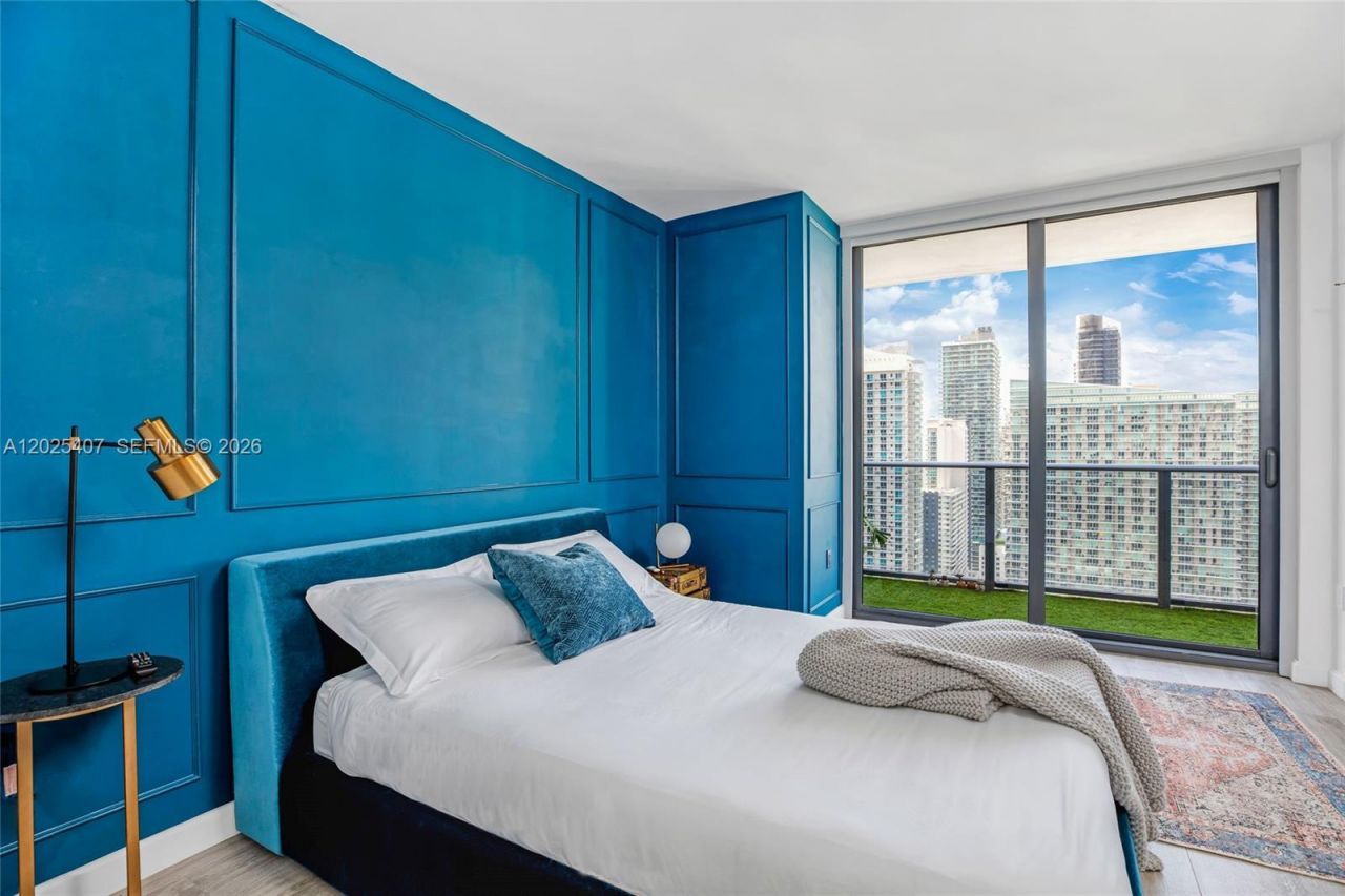 55 SW 9th St , Unit 3205, Miami, FL 33130 Photo