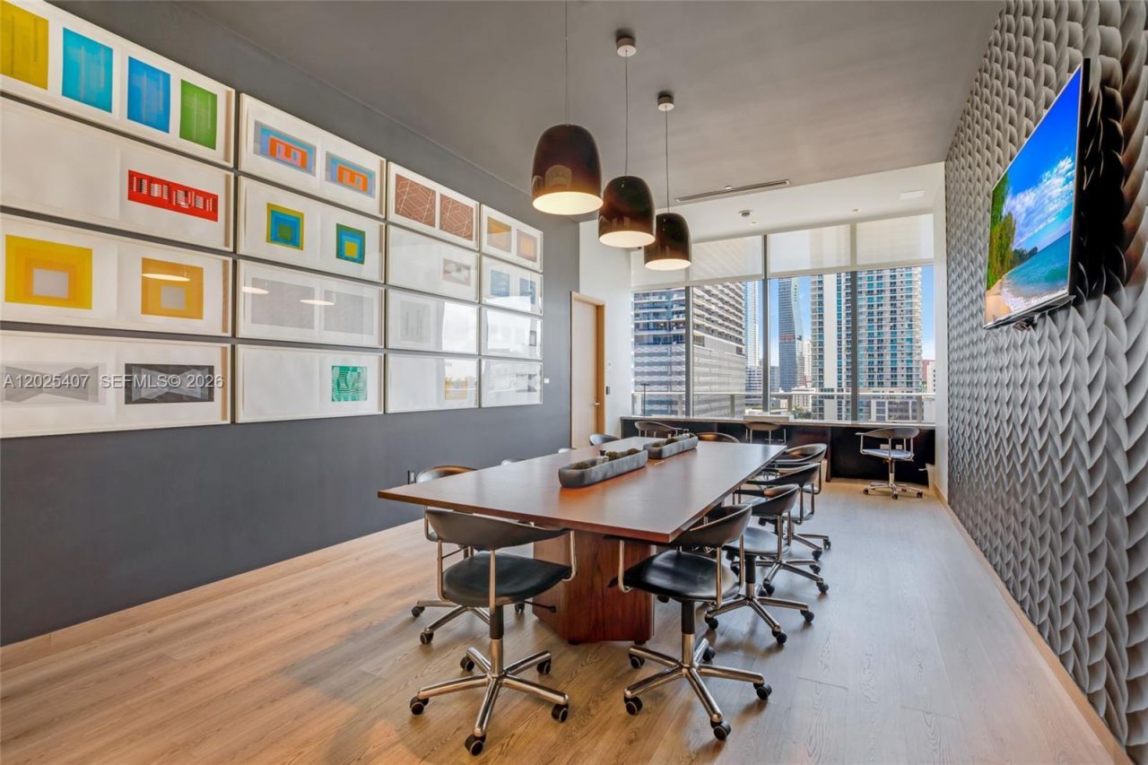 55 SW 9th St , Unit 3205, Miami, FL 33130 Photo