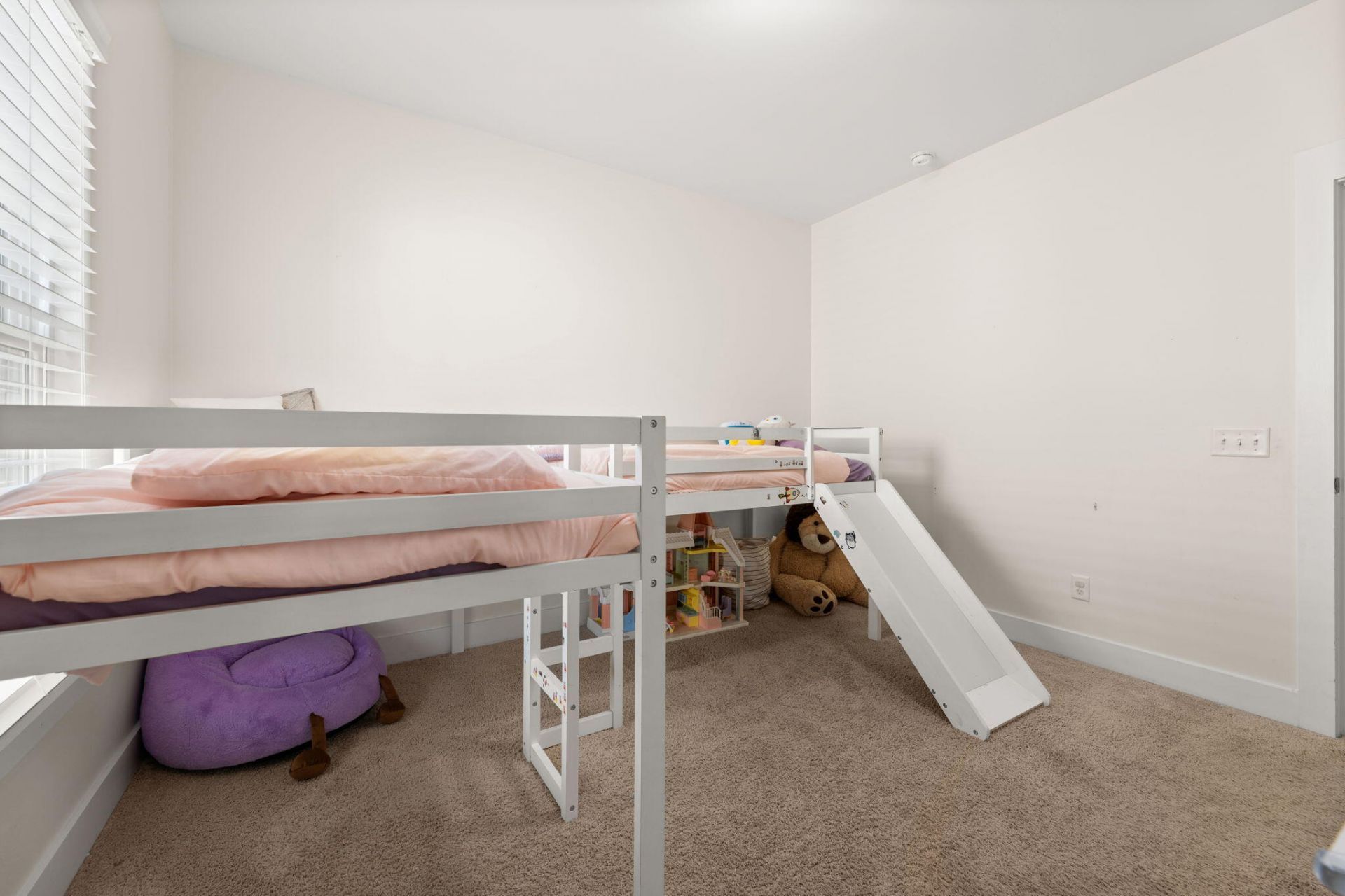 214 Oakbend Street Photo 16