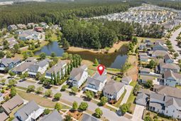 214 Oakbend Street photo 4