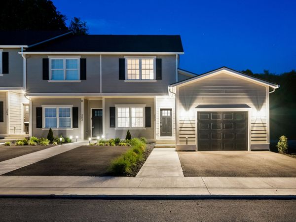 200 Ivy Ter, Lewisburg, WV 24901