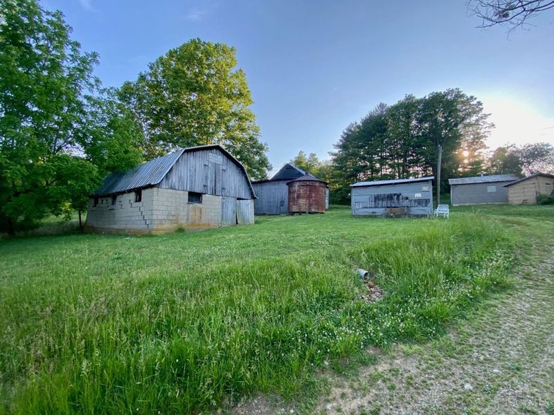 2195 Pumpkin Ridge Road, West Union, OH 45693 Photo 12