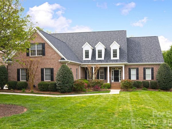 8707 Calumet Farms Drive , Waxhaw, NC 28173