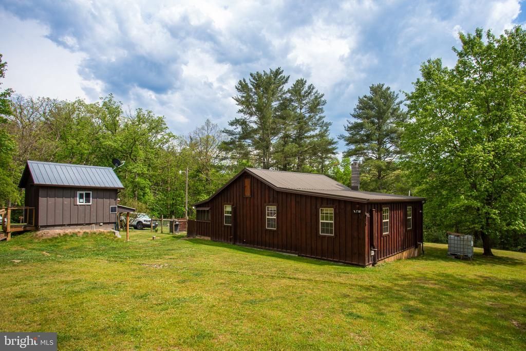 21117 MINE MOUNTAIN, BERGTON, VA 22811