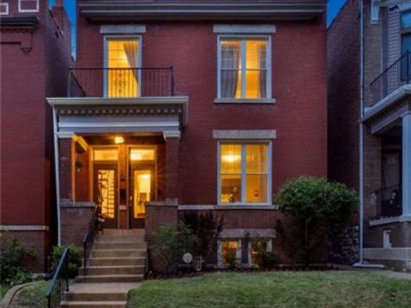 3865 Connecticut Street , St Louis, MO 63116