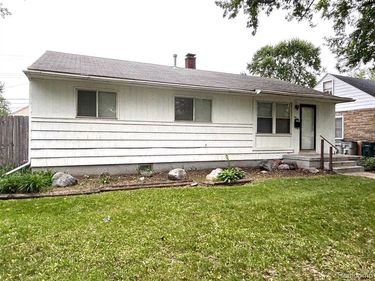 1455 E GEORGE Avenue, Hazel Park, MI 48030
