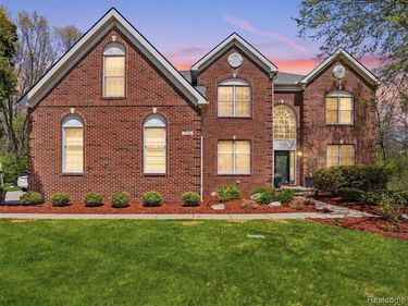 5318 Glenwood Creek, Independence Twp, MI 48348