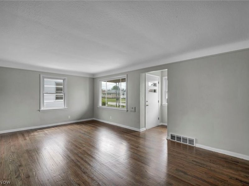 24831 Stephen Avenue, Euclid, OH 44123 Photo 14