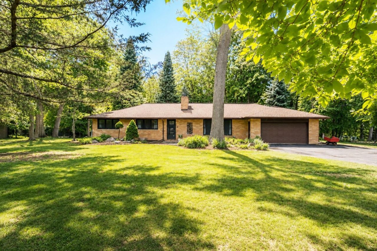 3140 Happy Valley Road, Jackson, MI 49203 Main Photo