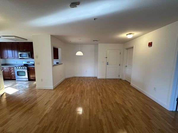 318 Rindge Avenue, Unit 216, Cambridge, MA 02140