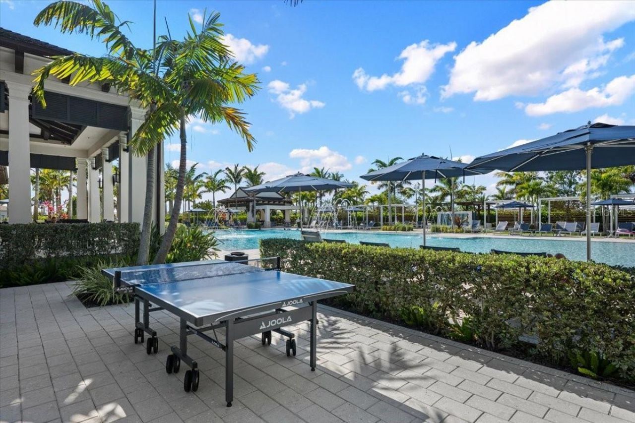 9236 Crestview Circle, Palm Beach Gardens, FL 33412 Photo