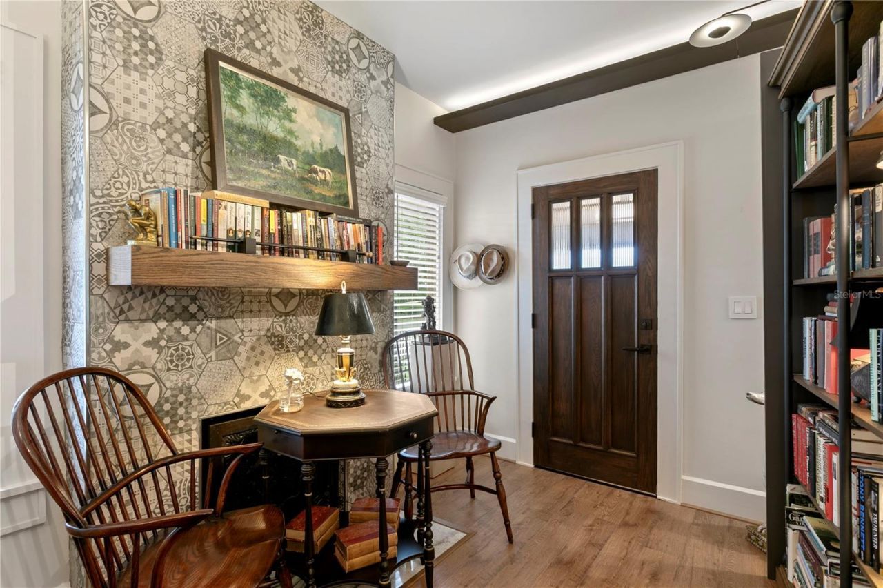 161 15th Avenue Ne, Saint Petersburg, FL 33704 Photo