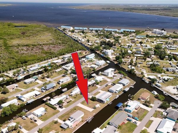 4239 WOOD DUCK ROAD , PORT CHARLOTTE, FL 33953