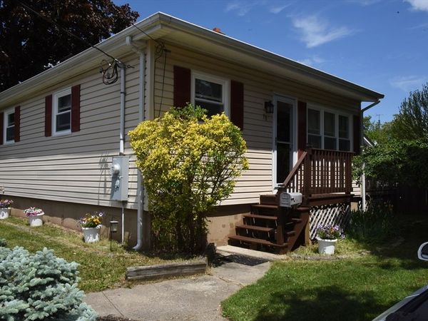 78 Munsey Ave, Swansea, MA 02777