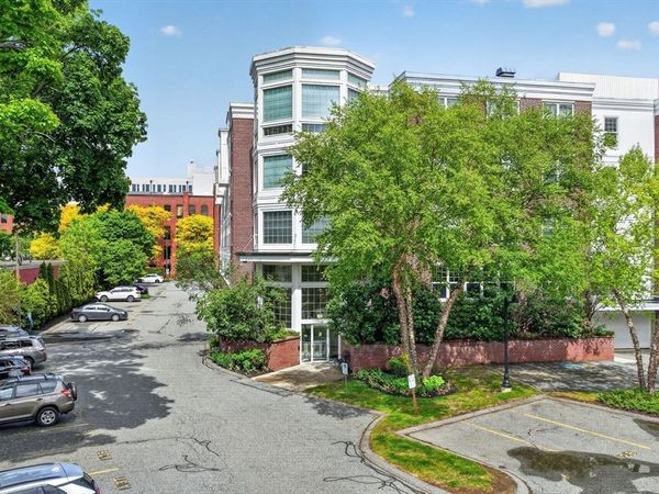 248 Albion St, Unit 315, Wakefield, MA 01880