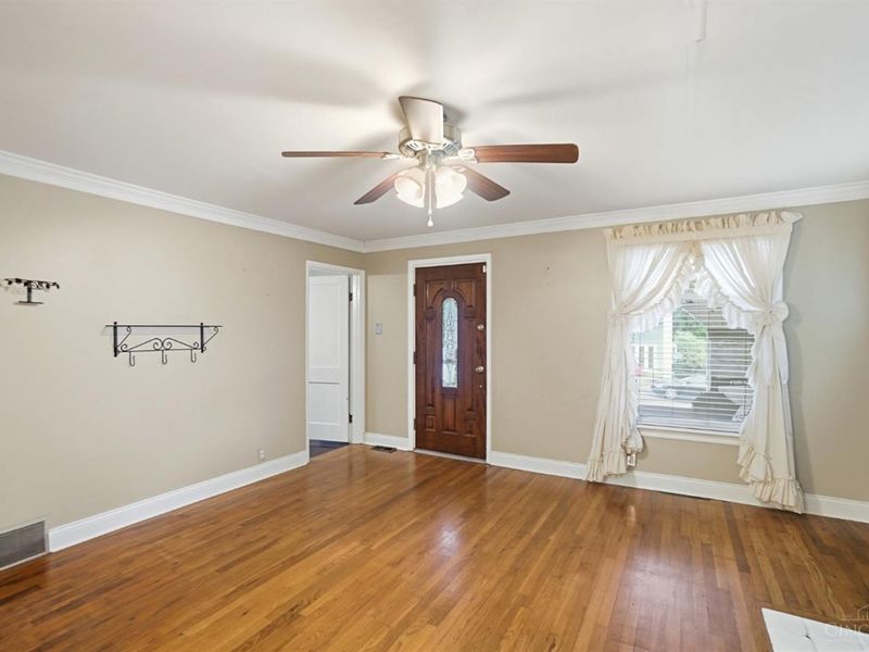455 W Main Street, Williamsburg, OH 45176 Photo 8