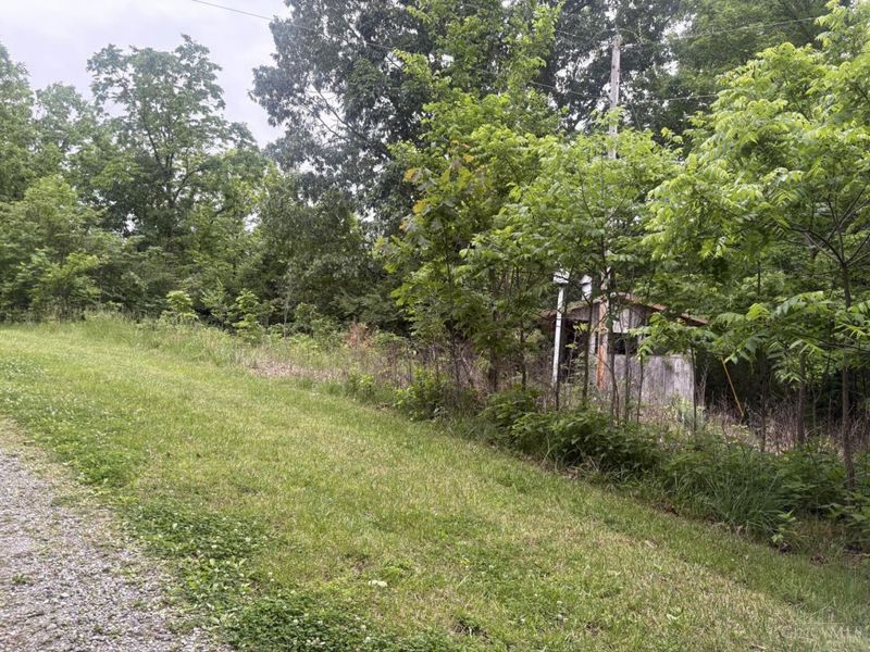 1369 Parker Ridge Road, Bratton Twp, OH 45660 Photo 3