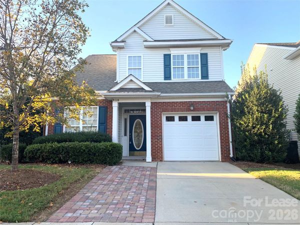 9110 Scarcliff Lane , Charlotte, NC 28277