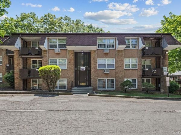 160 E Kearsing Parkway , Monsey, NY 10952