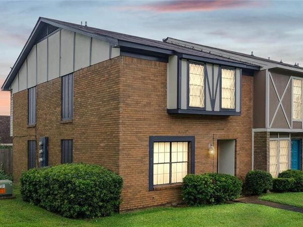 529 Highland Woods Drive W, Mobile, AL 36608
