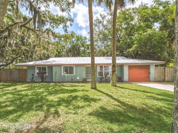 565 Wistar Court NE, Palm Bay, FL 32907