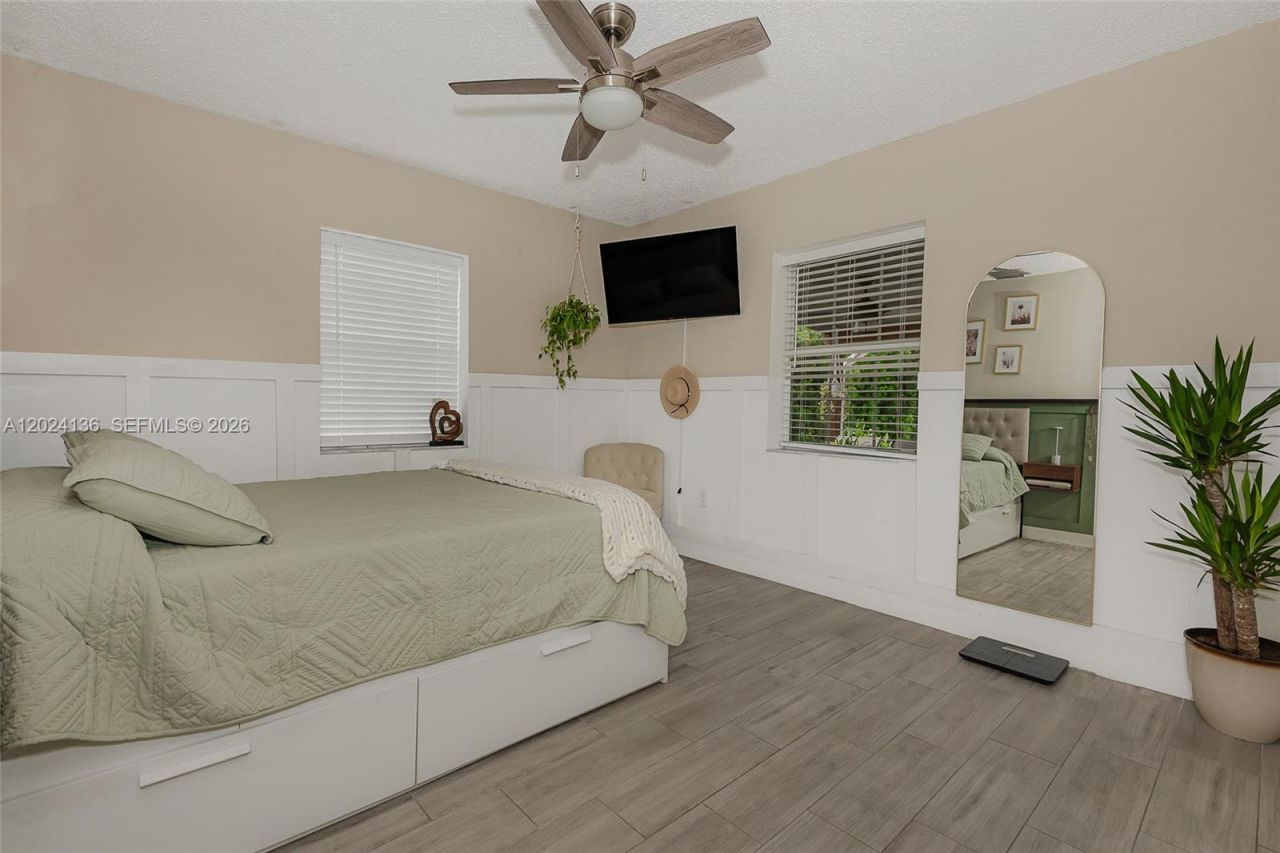 1130 NE 143rd St , North Miami, FL 33161 Photo