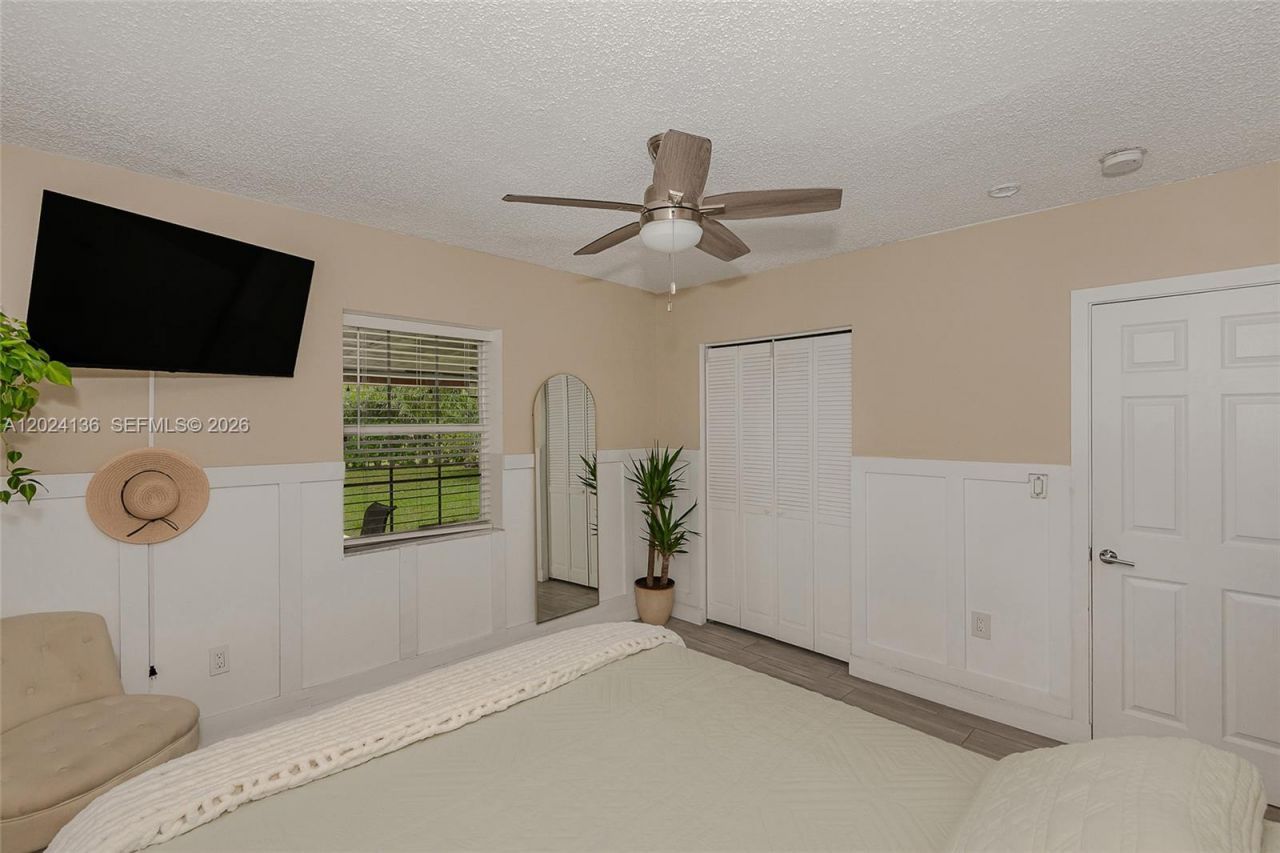 1130 NE 143rd St , North Miami, FL 33161 Photo