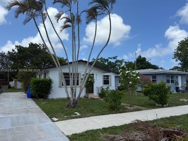 2711 Dewey St , Hollywood, FL 33020 Photo
