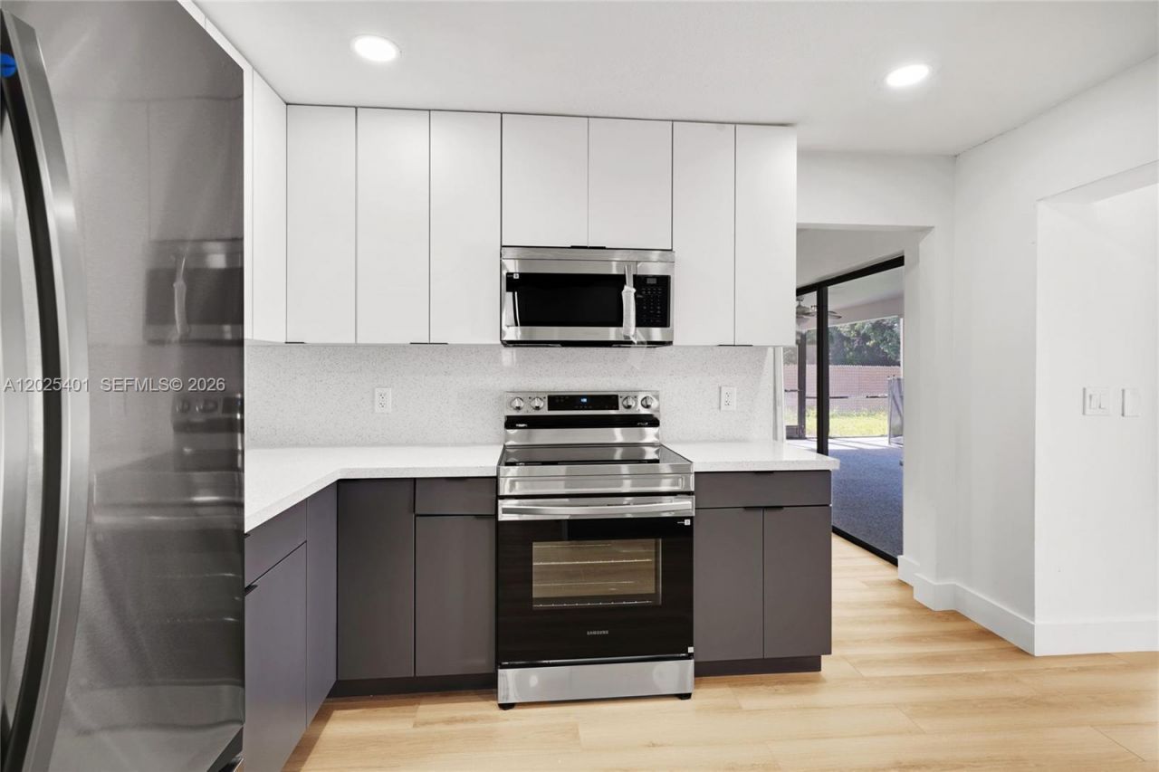 8475 NW 2nd Mnr , Coral Springs, FL 33071 Photo
