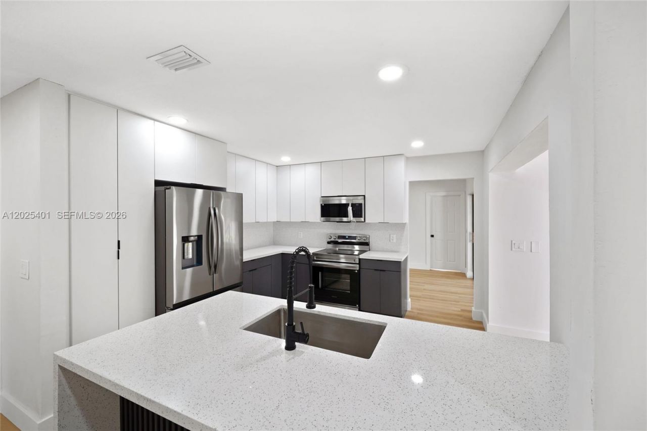 8475 NW 2nd Mnr , Coral Springs, FL 33071 Photo