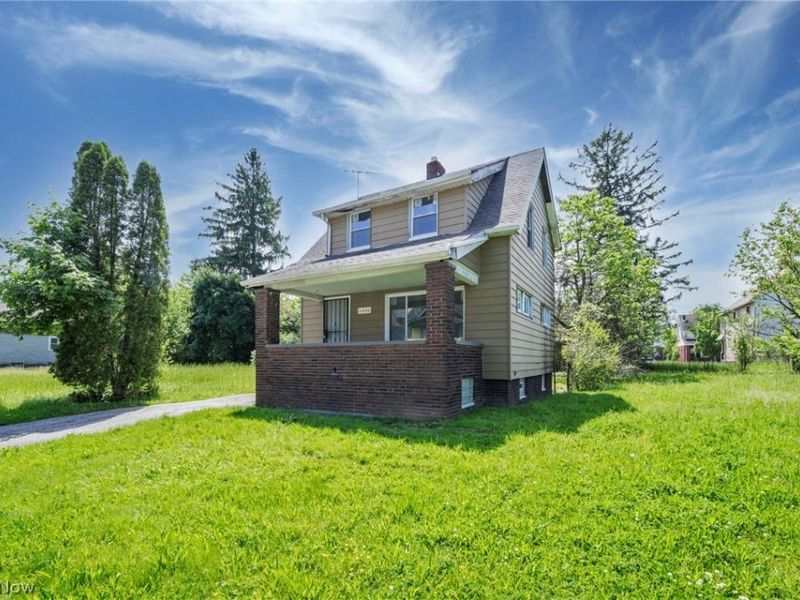 11400 Continental Avenue, Cleveland, OH 44104 Photo 3