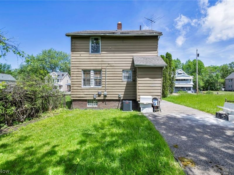 11400 Continental Avenue, Cleveland, OH 44104 Photo 38
