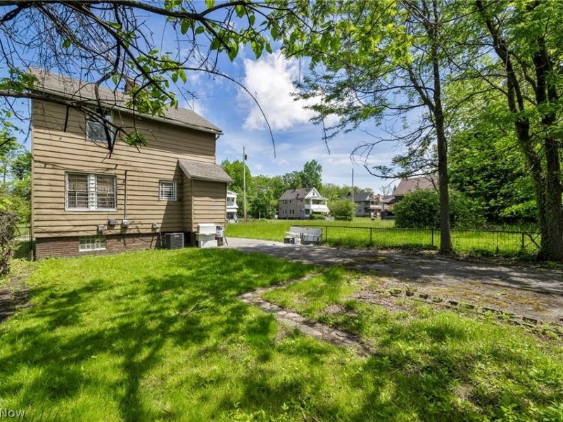 11400 Continental Avenue, Cleveland, OH 44104 Photo 39