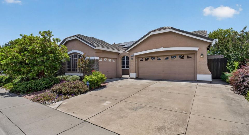 1968 Shropshire St, Roseville, CA 95747 Photo