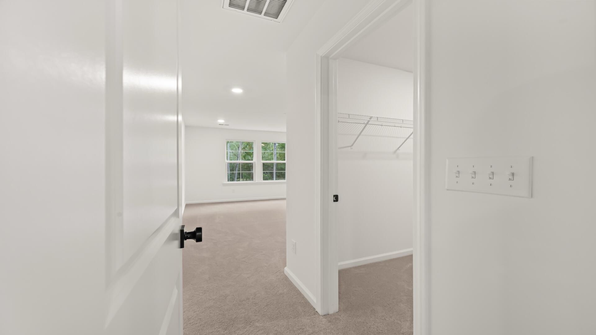 436 Cadbury Loop Photo 15